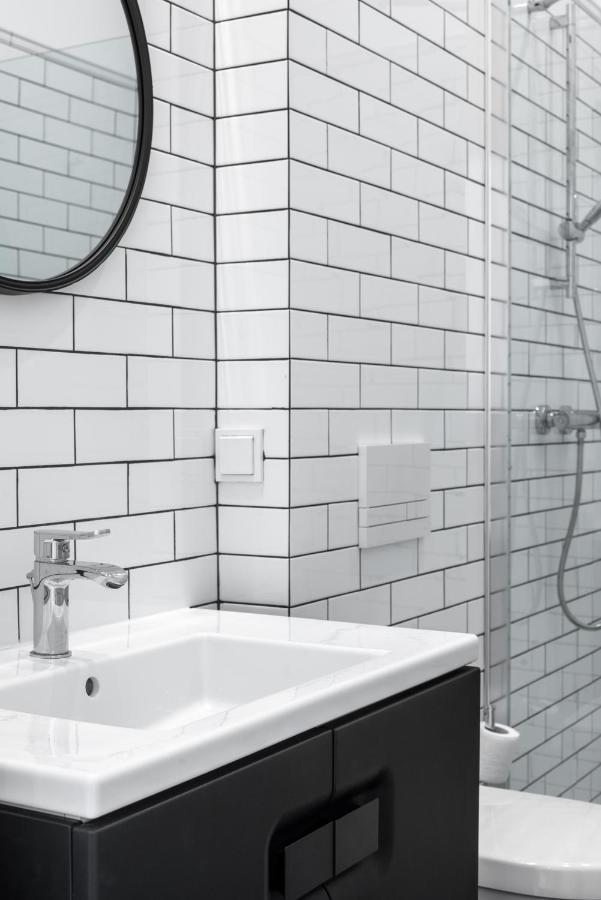 Noclegi Liw Apartments Hotel Apartamenty Węgrów Bagian luar foto
